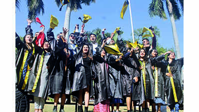 2,452 students get degrees at Thapar convocation