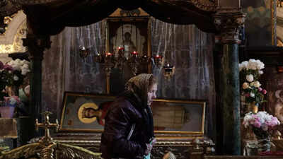 Ukraine's security service raids Kyiv monastery, suspects Russian sabotage