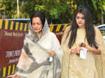 Moushumi Chatterjee, Farah Khan, Johnny Lever, Jaaved Jaaferi and others attend Tabassum’s prayer meet