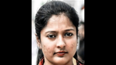 Tamil Nadu: BJP suspends Gayathri Raguramm; inquiry ordered against Surya Siva