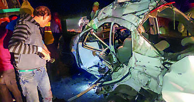 5 on way to attend wedding die in Nagaon road accident