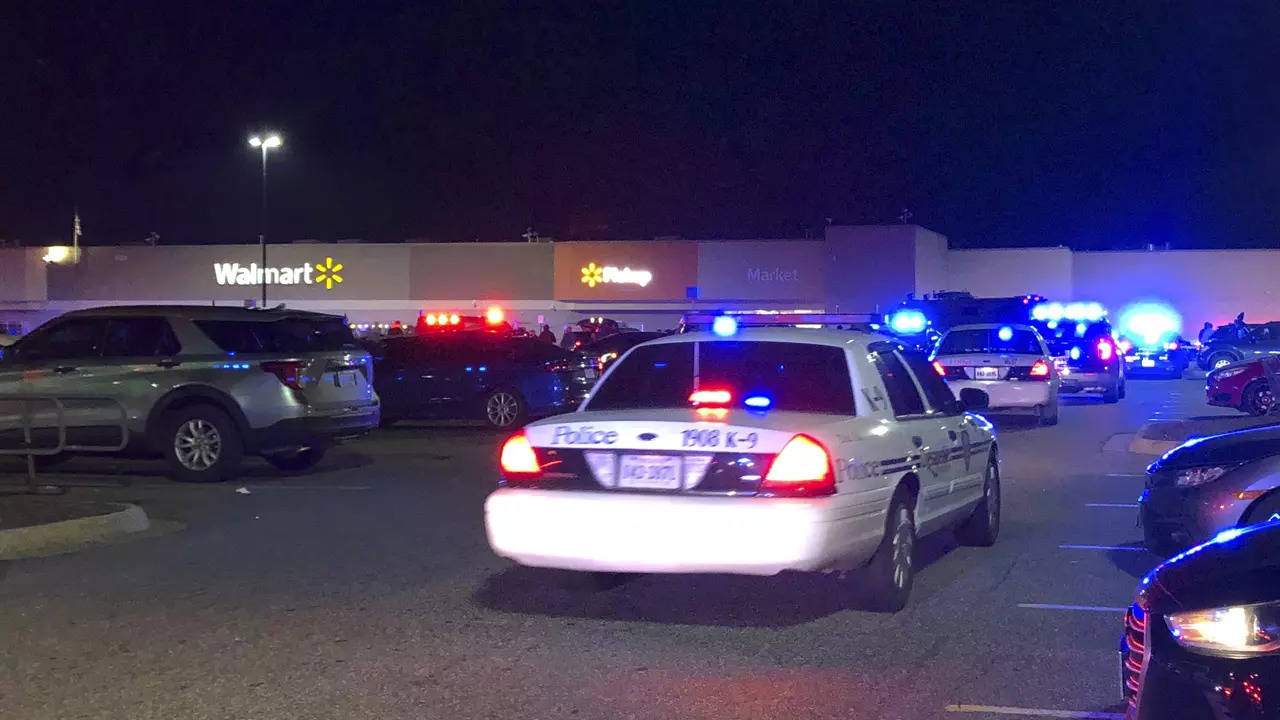 6 people, assailant dead in Walmart shooting: Police - Times of India