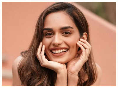 Manushi Chhillar talks about her idea of beauty; says she admires people  who are unapologetically themselves | Hindi Movie News - Times of India