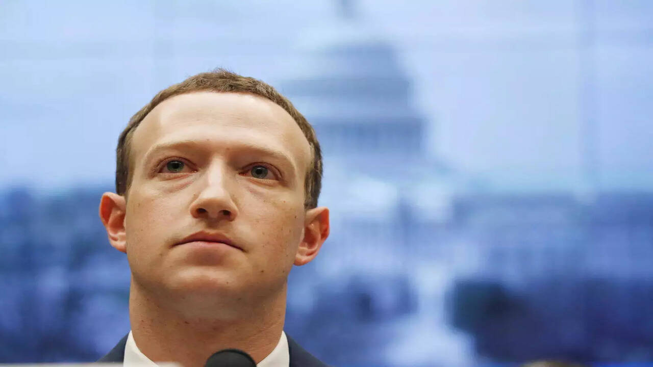 Mark Zuckerberg Facebook News - Mark Zuckerberg is not stepping down as ...