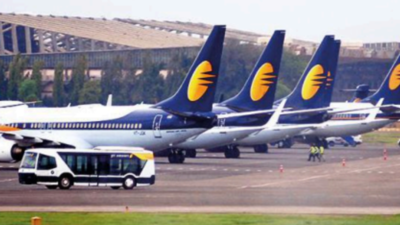 Jet Airways staff send legal notice to tribunal