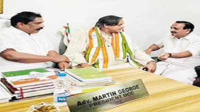 Kerala: Shashi Tharoor trend emerging or Shashi Tharoor's sashay just good optics?
