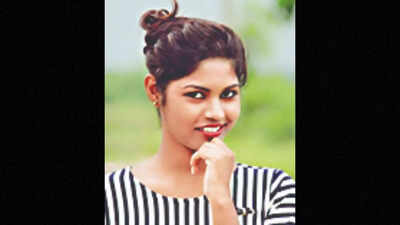 ED questions former aide of Archana in honey-trap case