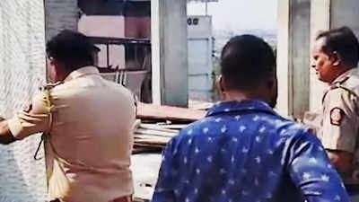 Thane: Labourer dies after falling off fourth floor of under-construction building in Ulhasnagar