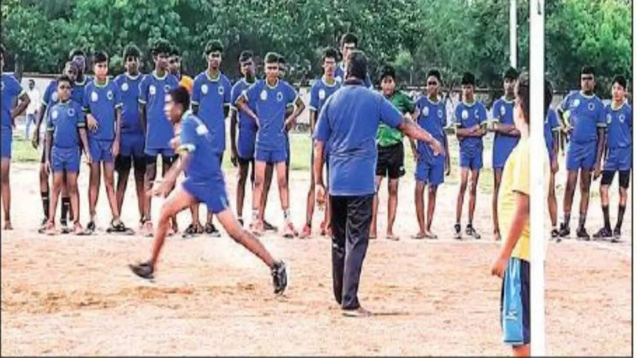 Exploring the Tamil Nadu football team