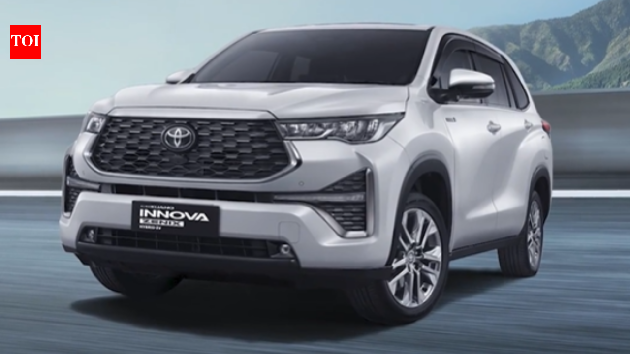 Toyota Innova Hycross hybrid MPV India unveil LIVE updates: Price ...