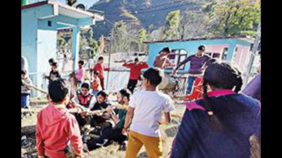 Uttarakhand: Hills go traditional for ‘Mangsir Bagwal’
