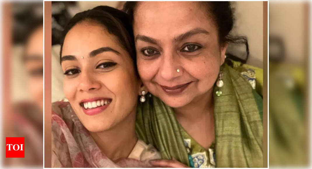 Shahid Kapoor’s wife Mira Rajput is in awe of her mother-in-law Neelima Azeem’s kathak performance six months after her delivery – See post – Times of India