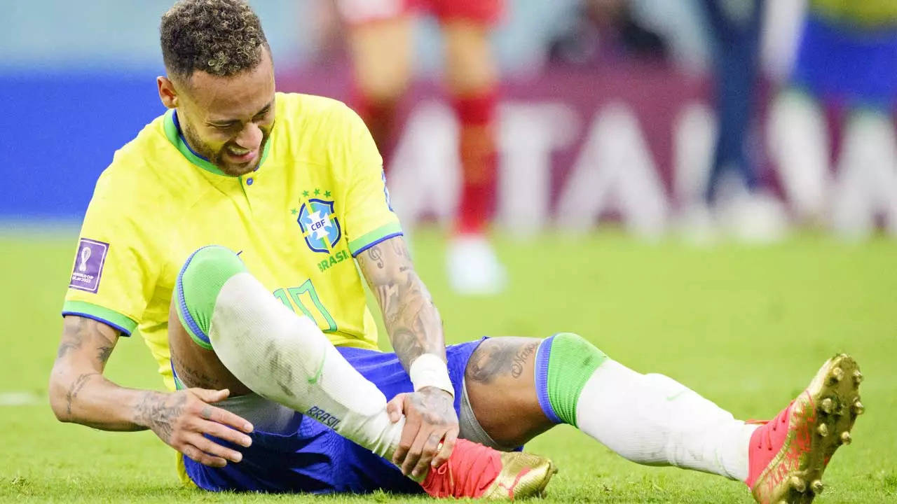 Neymar Breaks Down After Brazil Is Knocked Out of the World Cup