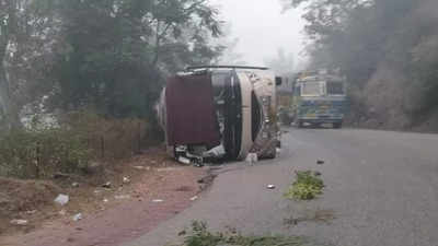 Himachal Pradesh: 18 passengers injured as bus overturns