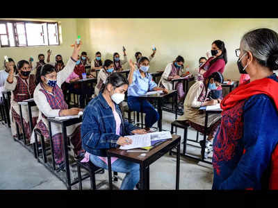 Fall in govt school enrollment due to Karnataka minister's 'incompetence': AAP