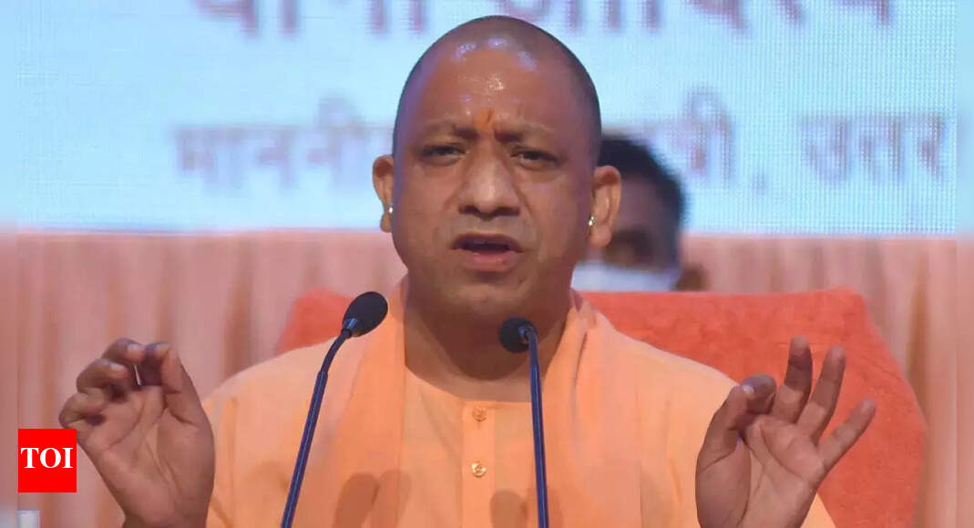 Uttar Pradesh CM Yogi Adityanath steers campaign for civic polls | Agra ...