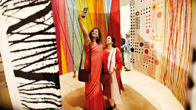 Maharashtra: Weaving fabric and freedom through tapestry of textile art 