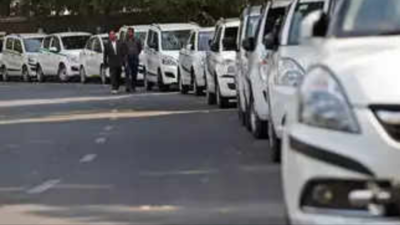 Bengaluru: Cab avoids KIA toll road, topples