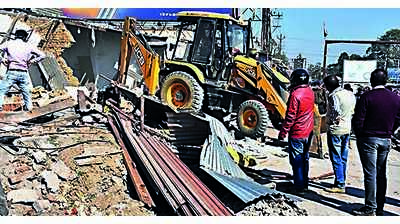 Rly razes 50 buildings in Birsa Chowk to lay tracks