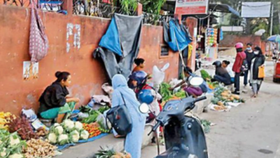 Guwahati Municipal Corporation initiative to check vending in illegal zones