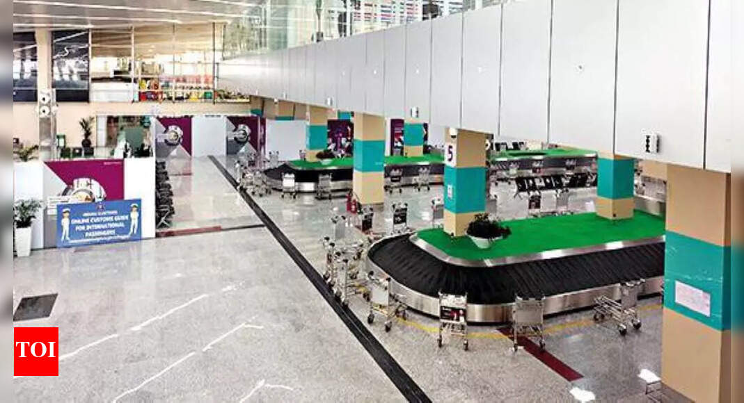 Spicejet Fliers Upset After Airline Leaves Luggage Behind Mangaluru