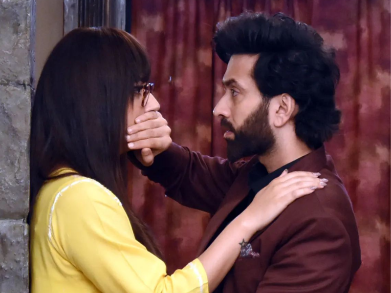Nakuul Mehta-Disha Parmar refused to age in 'Bade Achhe Lagte Hain 2'; Ekta Kapoor wanted them to continue - Exclusive Scoop