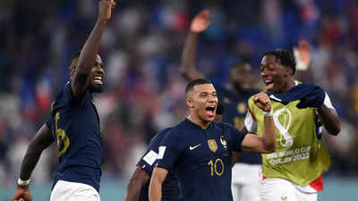 France vs Denmark Highlights: Mbappe double takes France into World Cup knockout stage