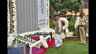 Maharashtra governor Bhagat Singh Koshyari in fresh row over footwear at 26/11 memorial