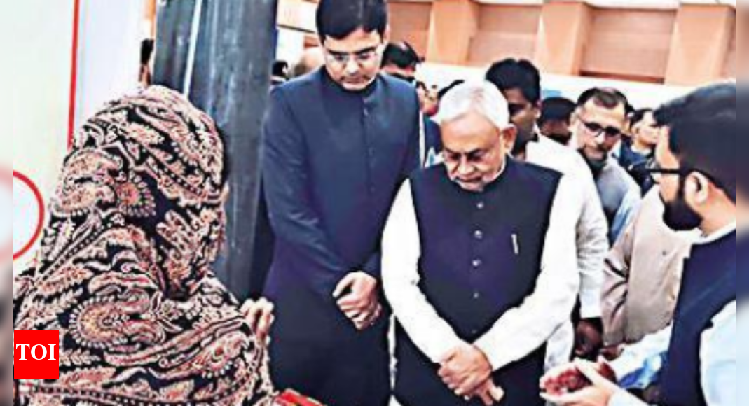 Bihar CM Nitish Kumar opens bangle production unit run by JEEViKA ...