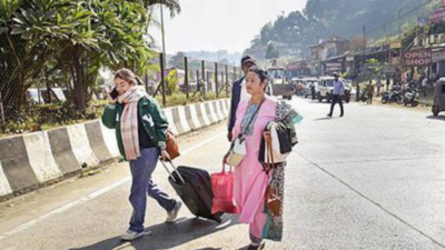 Tourists leave Shillong, hotels worried about future