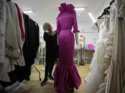 Designer re-creates a dress for Lady Diana wore - Times of India