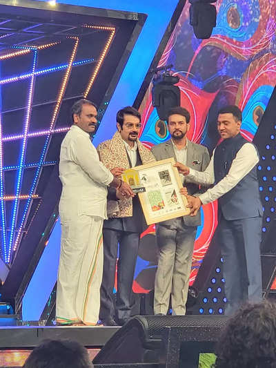 Prosenjit Chatterjee just got felicitated at the International Film Festival of India