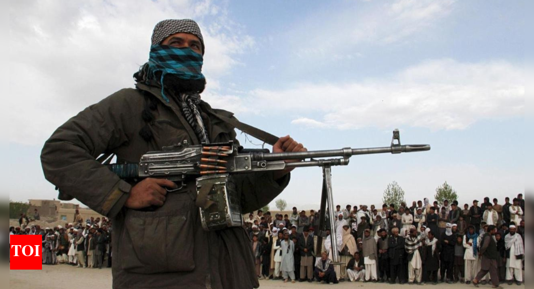 Emboldened by military and political turmoil in Islamabad, Pakistan Taliban declares war