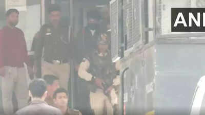 Delhi: Security beefed up outside FSL Rohini after Aaftab Poonawala attacked