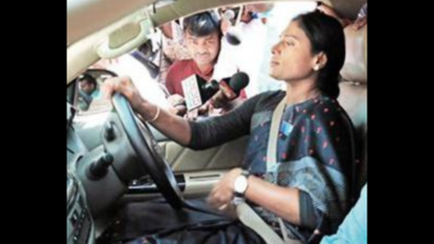 Telangana cops tow away SUV with Andhra Pradesh CM’s sister YS Sharmila inside, arrest her