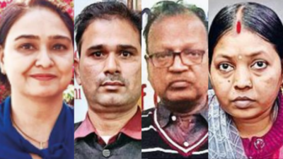 Delhi: Rising above sorrow to stay connected with loved ones | Delhi ...