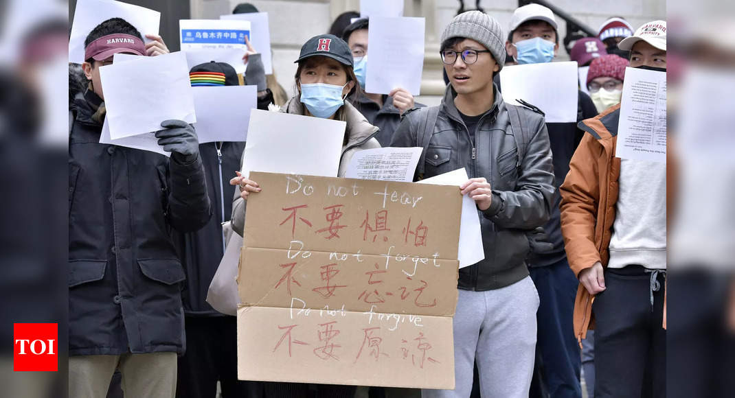 China Protests Step Down Xi Jinping Hundreds At Harvard Nyc Chicago Protest Against China