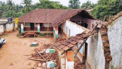 Heavy rain damaged 282 govt schools in Dakshina Kannada district