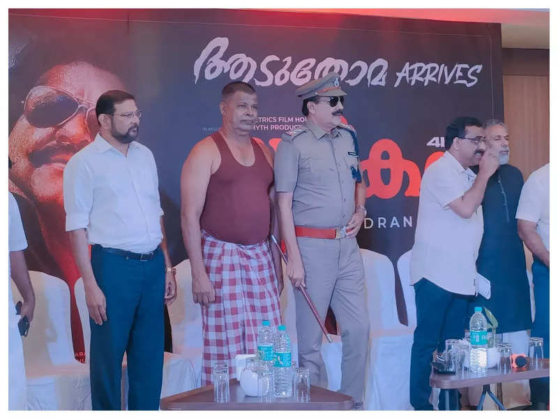 ‘Spadikam’: Thorappan Bastin and Kuttikkadan make a surprise entry during the press meet, watch video
