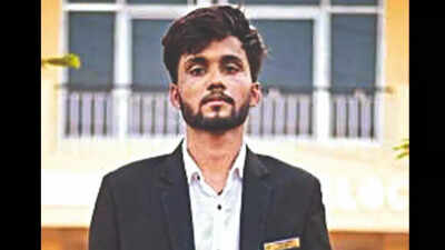 4 Du Students Expelled, 3 Hostel Wardens Suspended Over Ragging ...