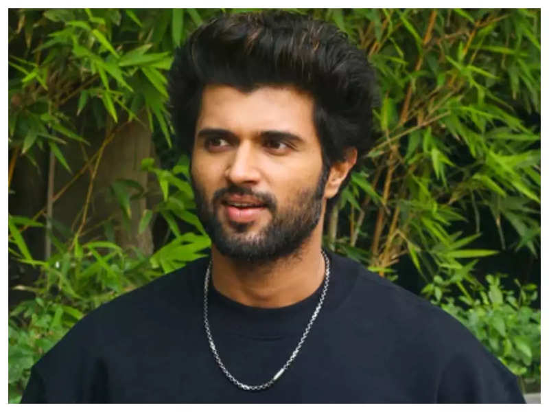 Vijay Deverakonda grilled by ED for 12 hours over Liger funding, says, “With great popularity come challenges”