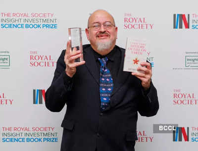 Dr Henry Gee wins the 2022 Royal Society Science Book Prize