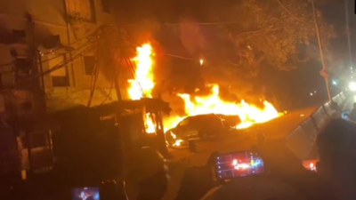 4 vehicles catch fire in Delhi's Sadar Bazaar