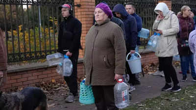 Russia-Ukraine war: Mayor tells Kyiv residents to stock up on water, food in case of major blackout