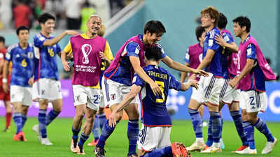 Japan's Ritsu Doan scores goal vs. Spain in 48', 2022 FIFA World Cup