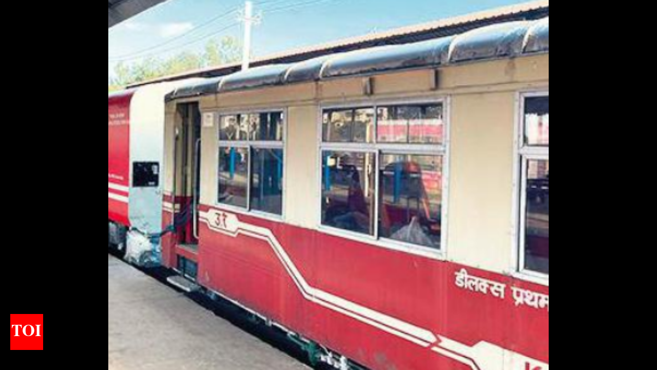 Shimla: 2 see-through coaches tested on Kalka-Shimla railway track |  Chandigarh News - Times of India