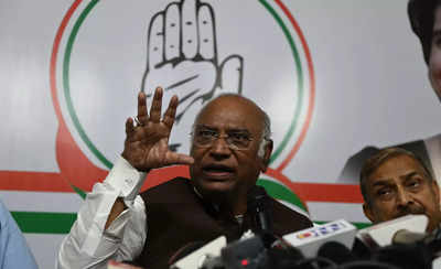 Narendra Modi gives us four quintal of abuses: Congress president Mallikarjun Kharge
