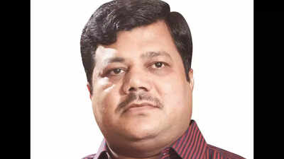 EOW clean chit for BJP neta Pravin Darekar in Mumbai Bank case