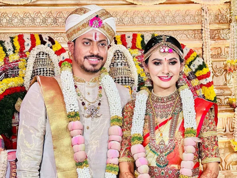 Kavya Gowda pens a sweet note for hubby Somshekar on their first wedding anniversary