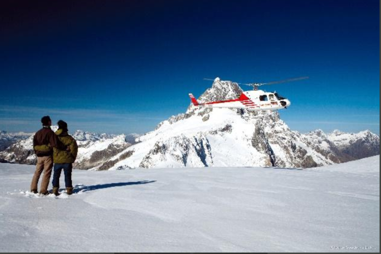 Get spell-bound by the endless beauty of New Zealand on a scenic flight